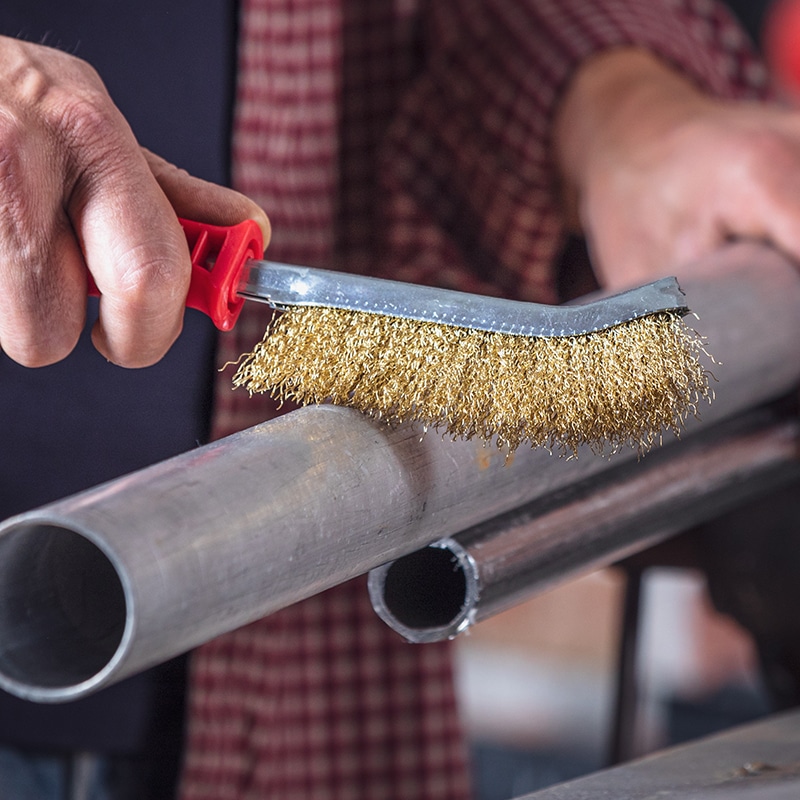 Officina-opacizzazione-componenti-inserti-saldati-profilai-in-metallo-modena